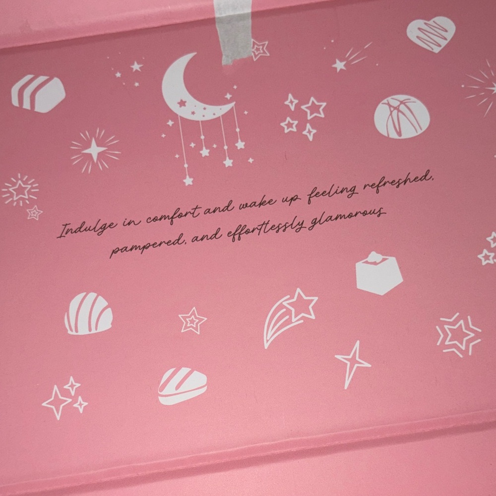 CALA Silky Dreams Gift Set - Satin Hair Accessories and 2 Pillow Cases NWT - Picture 3 of 6